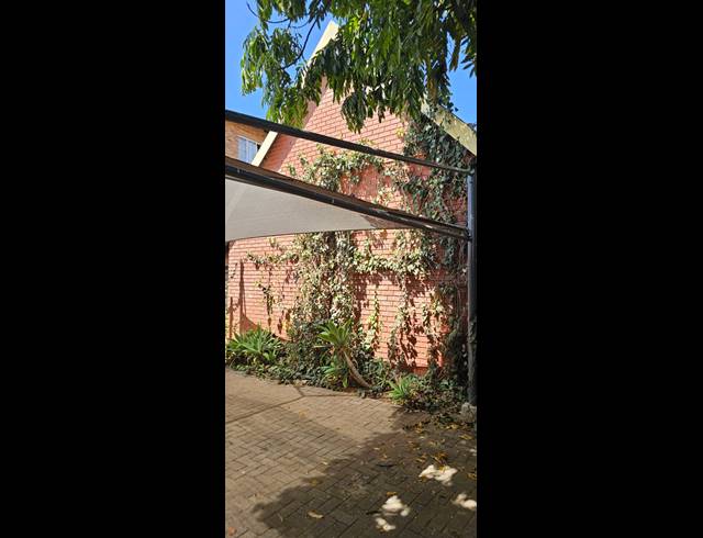 17 BEDROOM APARTMENT BLOCK FOR SALE IN RUSTENBURG CENTRAL